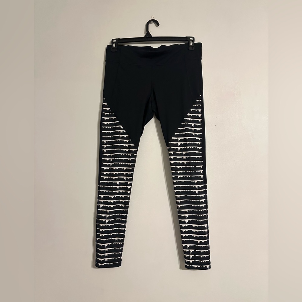 Under Armour Women’s Black Athletic Leggings